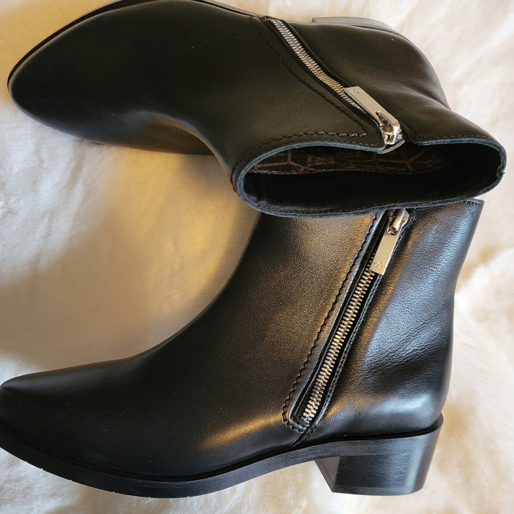 Aquatalia leather ankle boots